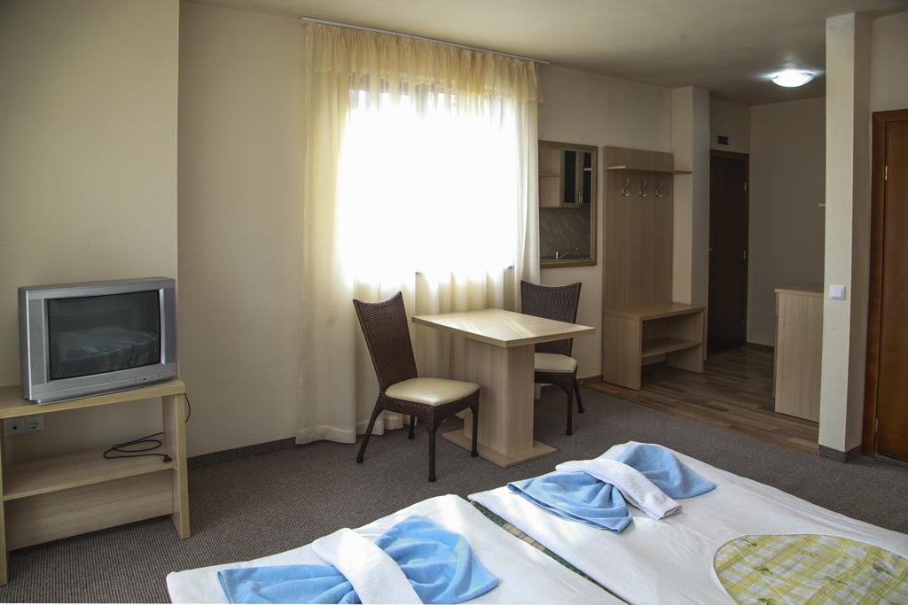 Ravda Bay Guest House Eksteriør bilde